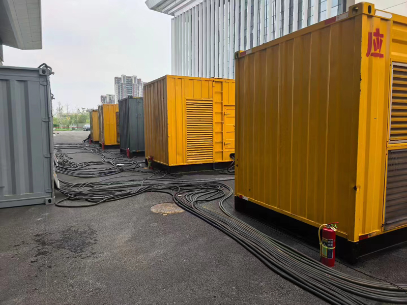 岳麓不同季节柴油发电机组保养有哪些注意事项?